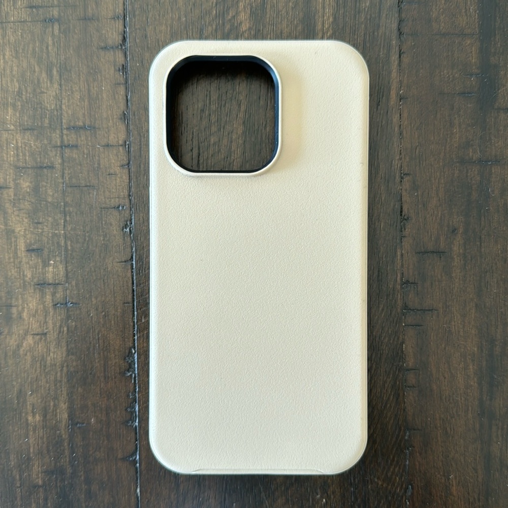 COPY - OTTERBOX iPhone 14 Pro case
